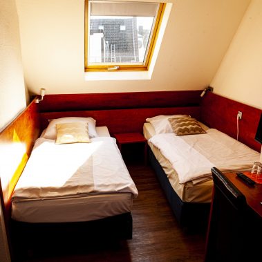 Ein Bild eines Zimmers im Rheinblick Hotel.